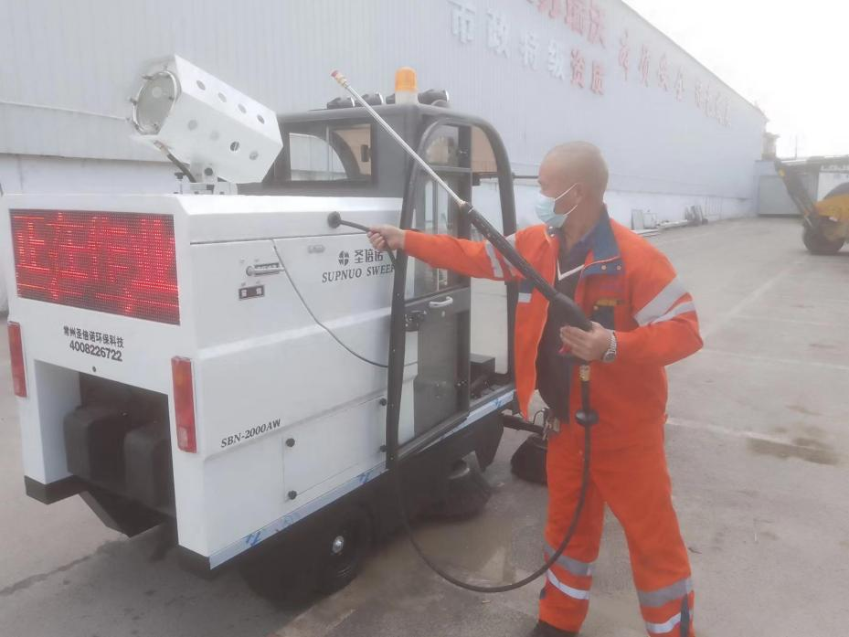 中国台湾龙马快速清扫车